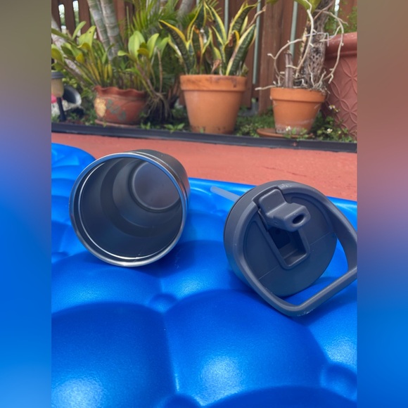 Stanley Flip Straw Tumbler - Picture 10 of 10